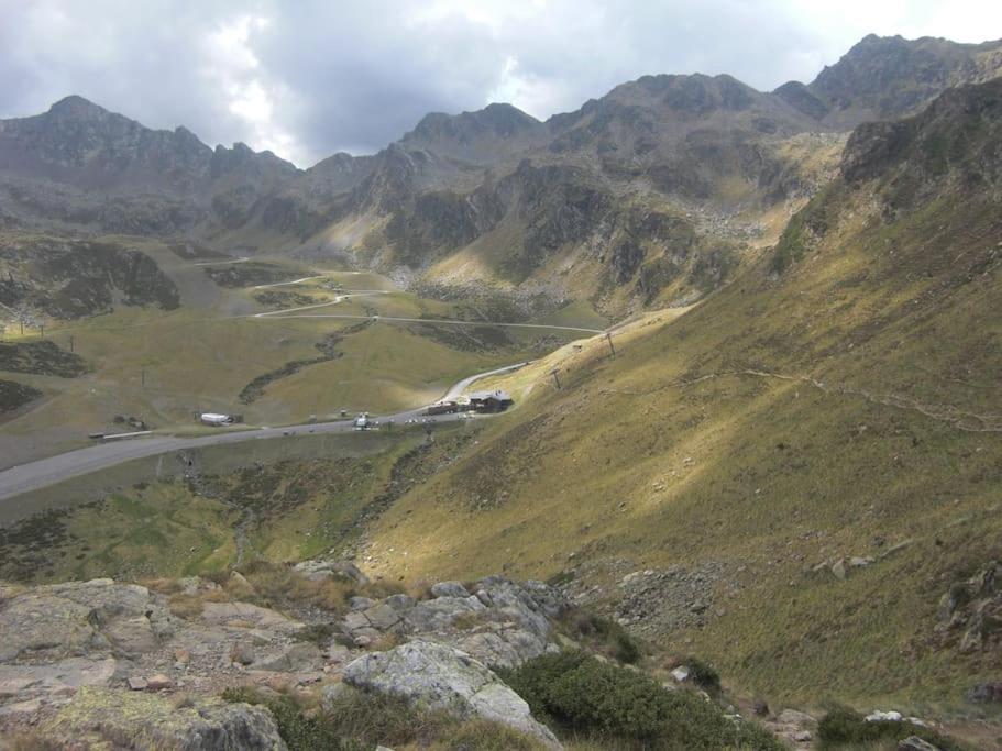 Apartament Gran Pirineu 蒙特费雷 外观 照片