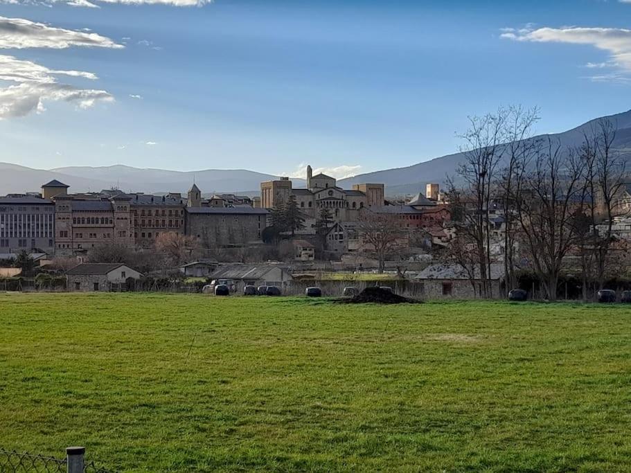 Apartament Gran Pirineu 蒙特费雷 外观 照片